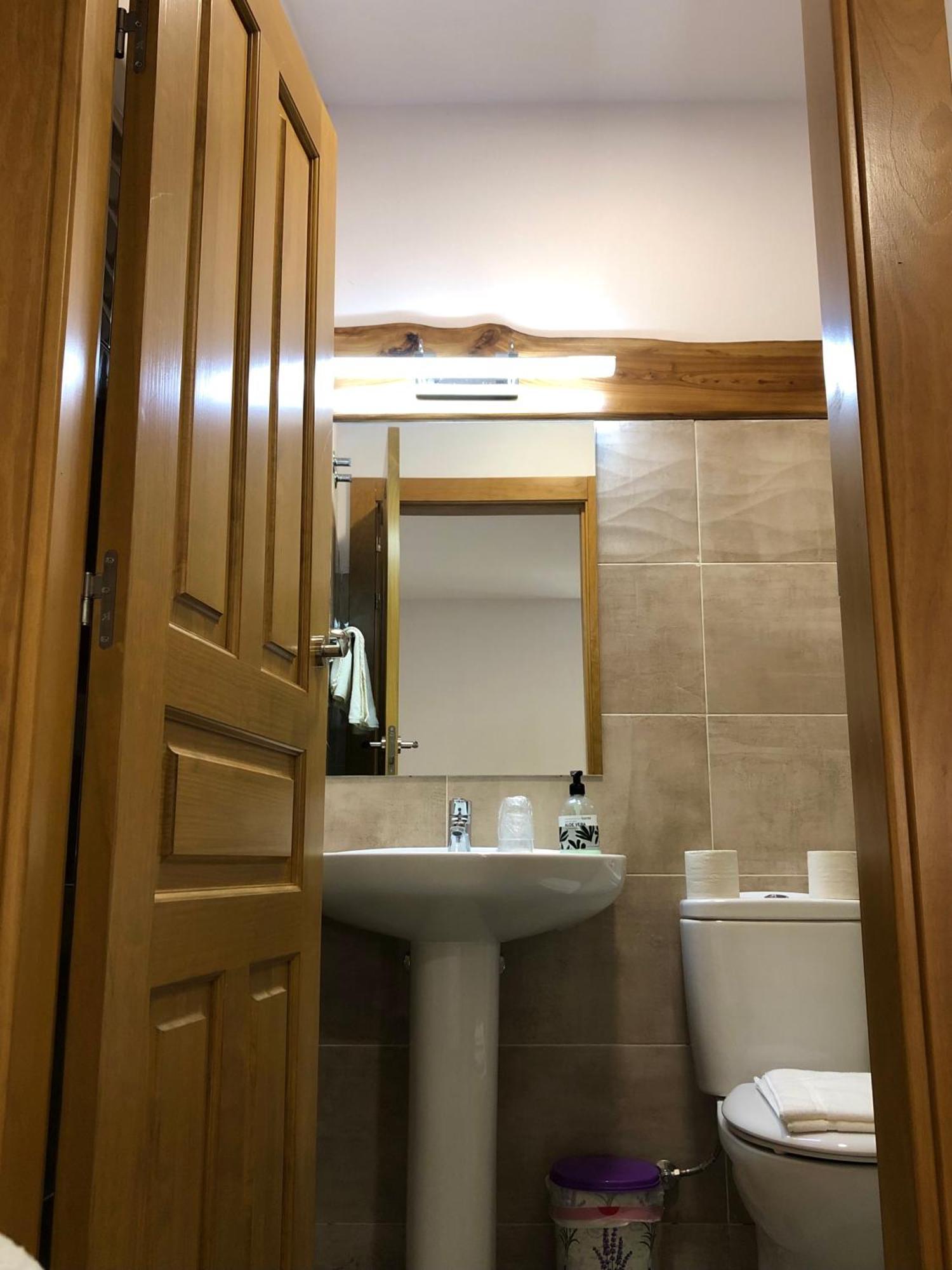 Hostal San Juan サアグン エクステリア 写真